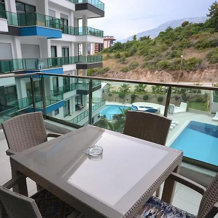 Konak Seaside Apartment *